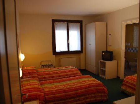 Hotel Marco Polo Caldogno Zimmer foto